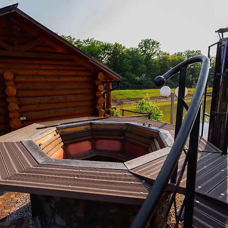 Ray Eco Feriehus Mukatjevo